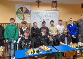 Powiększ zdjęcie: szachy 3