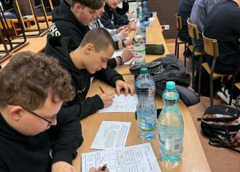 Powiększ zdjęcie: woda 3