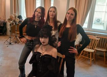 Powiększ zdjęcie: f2