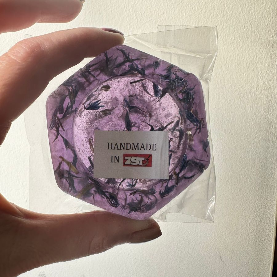 Warsztatowa lekcja chemii w klasie 1f.